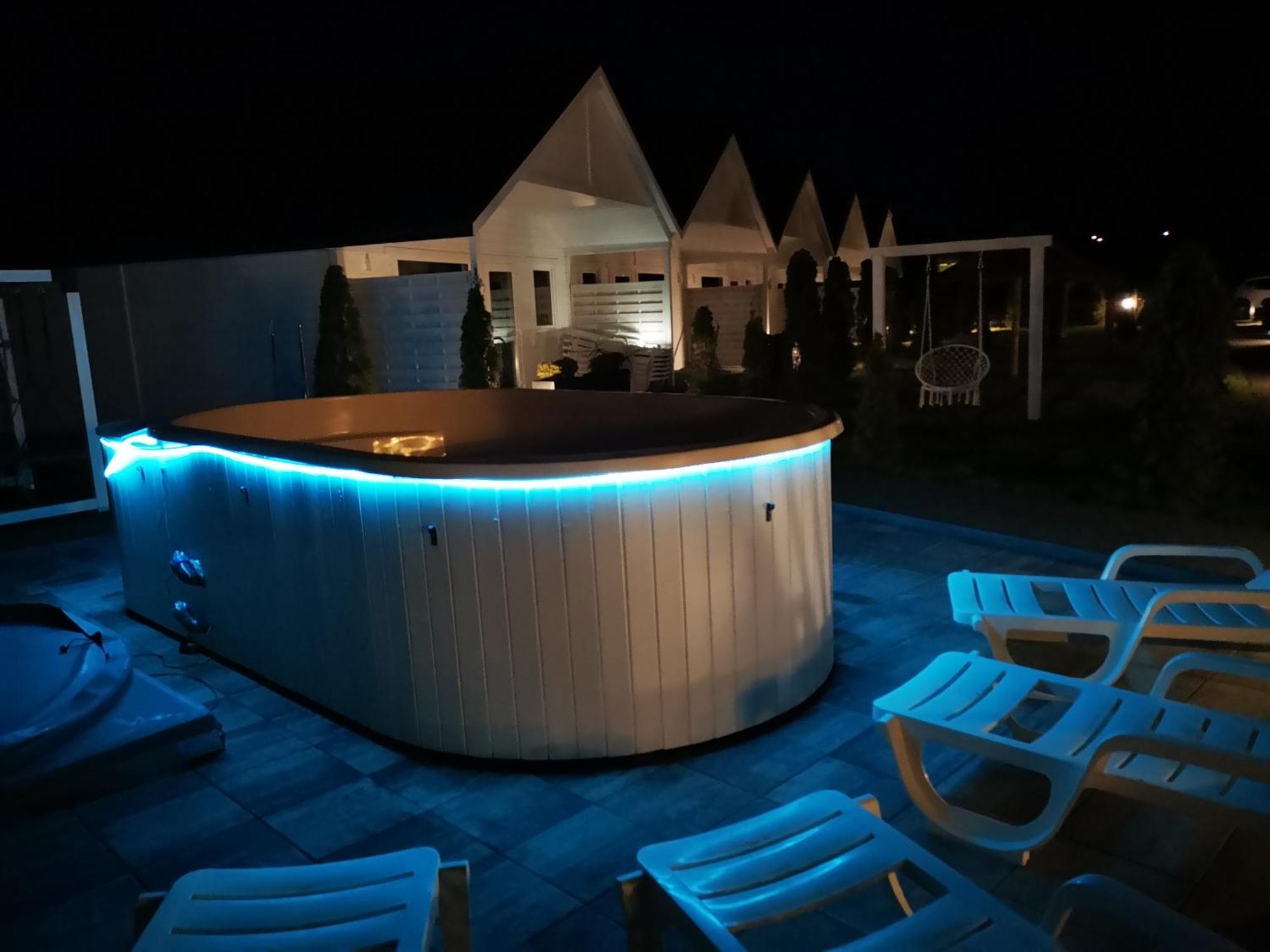Domki Apartamentowe Rozgwiazdy 20 ยารอสวาเวียซ ภายนอก รูปภาพ