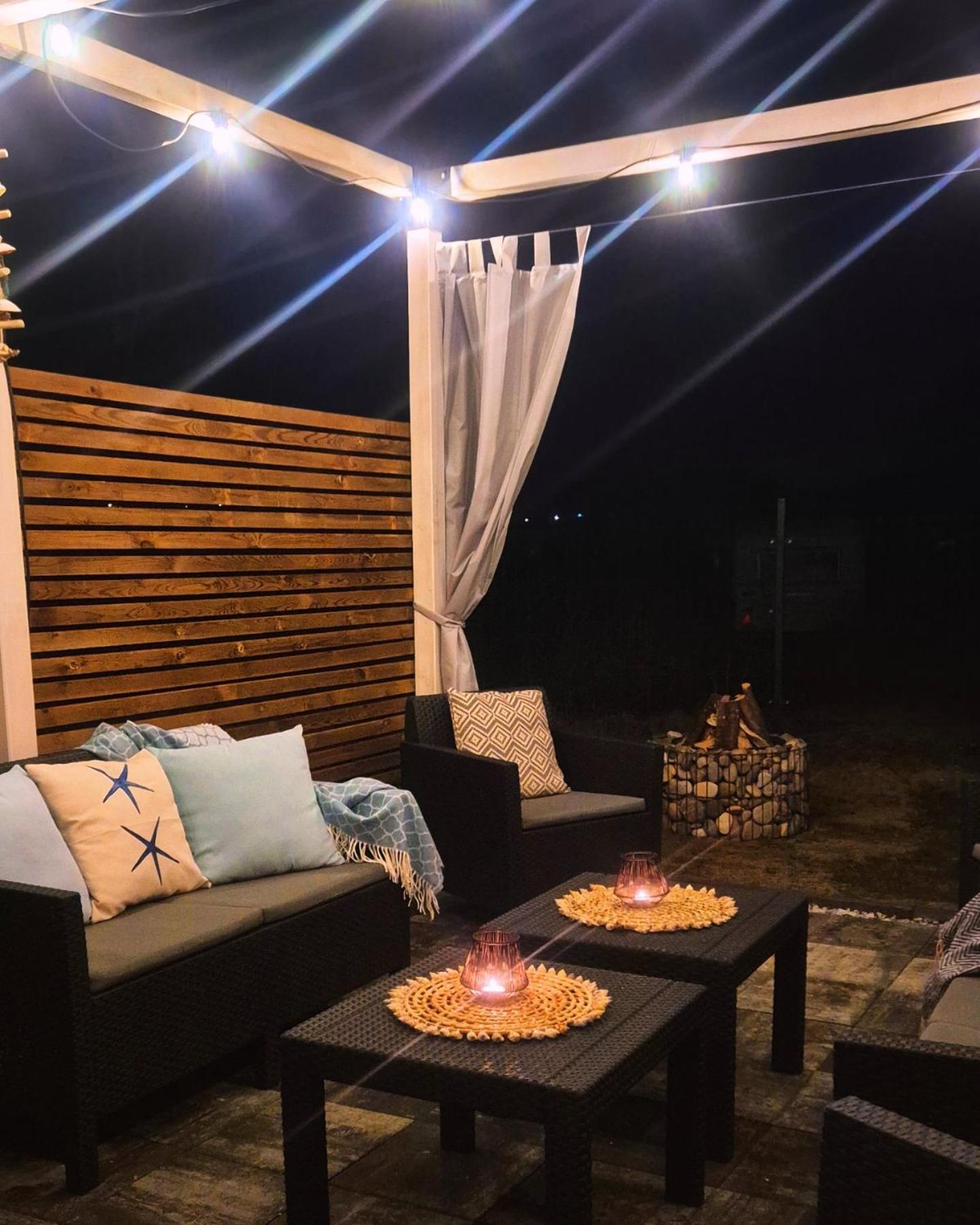 Domki Apartamentowe Rozgwiazdy 20 ยารอสวาเวียซ ภายนอก รูปภาพ